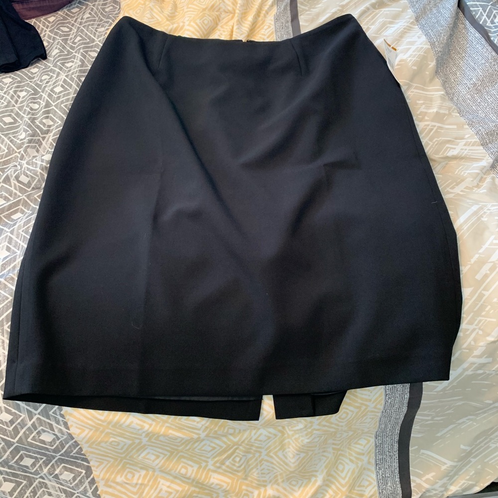 NWT black label pencil skirt